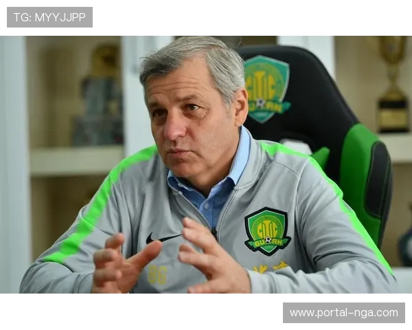 里尔主帅热内西奥战术转型，边路传中成主要进攻手段